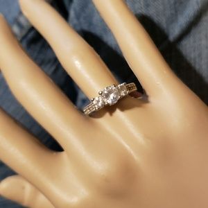 🛍 .925 sterling silver 15cz diamonds